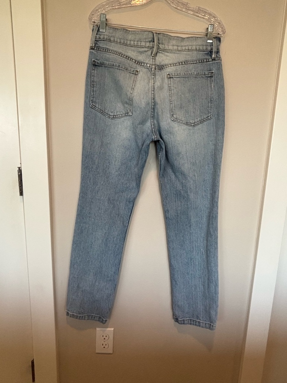 Frame Denim Light Wash Straight-Leg Jeans - Picture 2 of 7